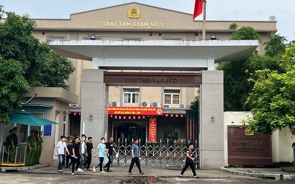 Công an Hà Nội công bố quyết định đặc xá đợt 2 năm 2025