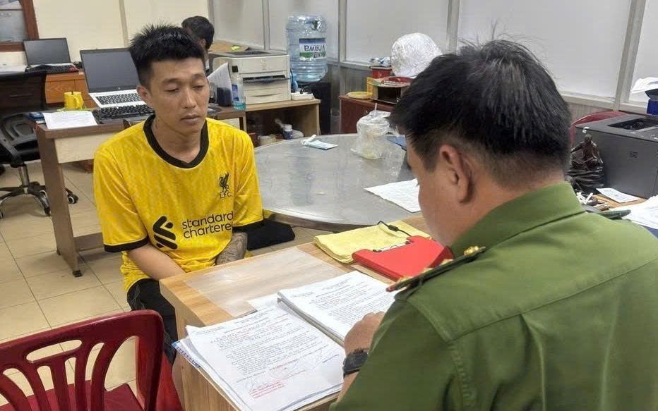 Khánh Hoà: Bắt giữ thanh niên lẻn vào Cục Thuế tỉnh để trộm cắp tài sản- Ảnh 2.
