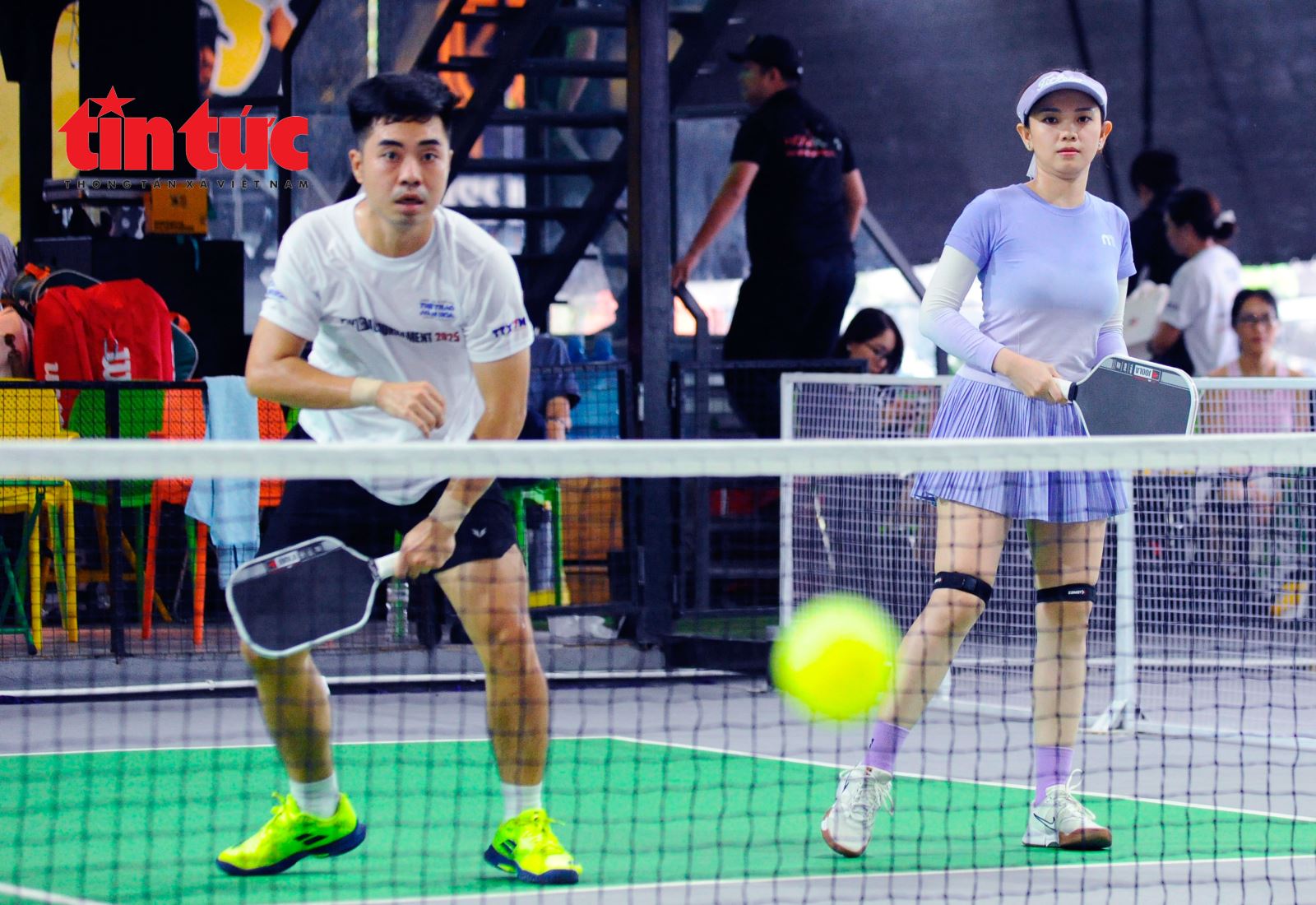 Nhiều rủi ro về sức khỏe khi tập luyện Pickleball không đúng cách- Ảnh 2.