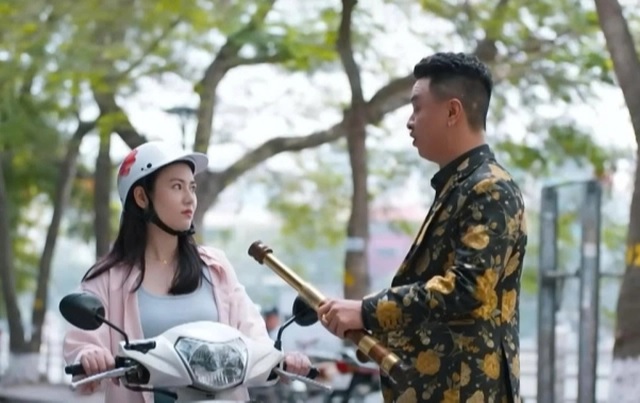 Điều không thể ngờ về nam diễn viên vai Đồng Văn Tiền trong 'Gió ngang khoảng trời xanh'- Ảnh 1. Điều không thể ngờ về nam diễn viên vai Đồng Văn Tiền trong 'Gió ngang khoảng trời xanh'- Ảnh 1.
