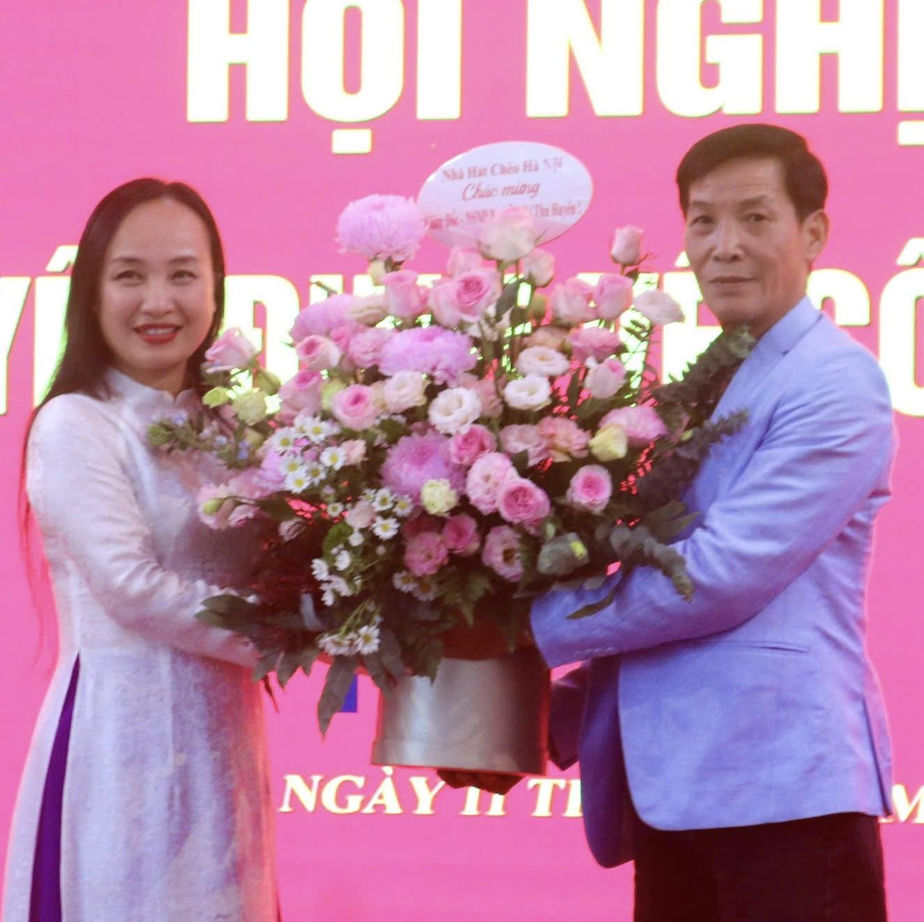 Nàng 'Thị Mầu' nổi tiếng vừa trở thành Giám đốc Nhà hát chèo Hà Nội là ai?- Ảnh 2.