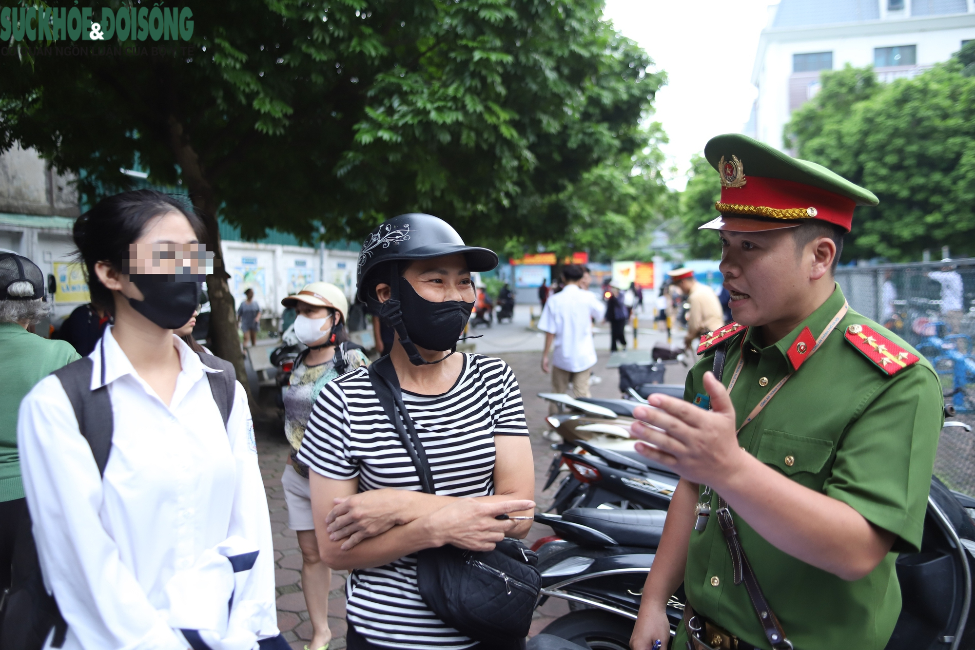 Hà Nội mở cao điểm xử lý vi phạm giao thông đối với học sinh và phụ huynh- Ảnh 4.