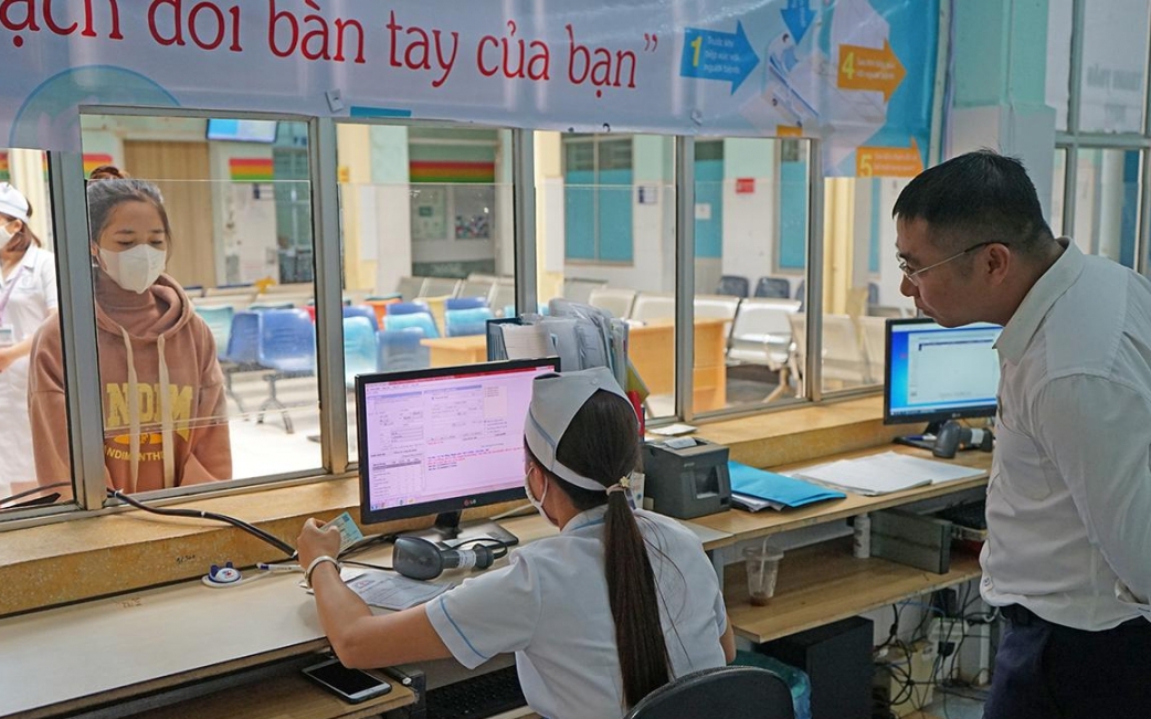 Học sinh vùng sâu, vùng xa: Giảm gánh nặng đóng BHYT, mở rộng cơ hội chăm sóc sức khỏe- Ảnh 3.