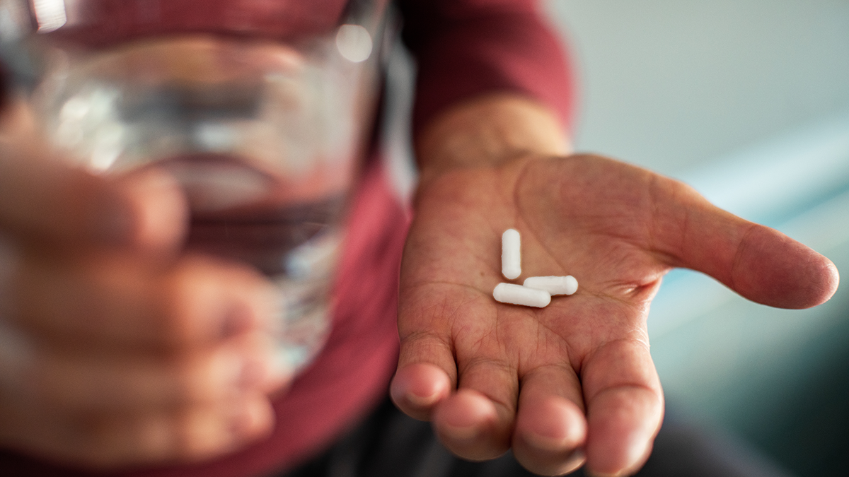 8 cách phòng tránh tác động tiêu cực về tâm lý do kỳ thị với người nhiễm HIV- Ảnh 1.