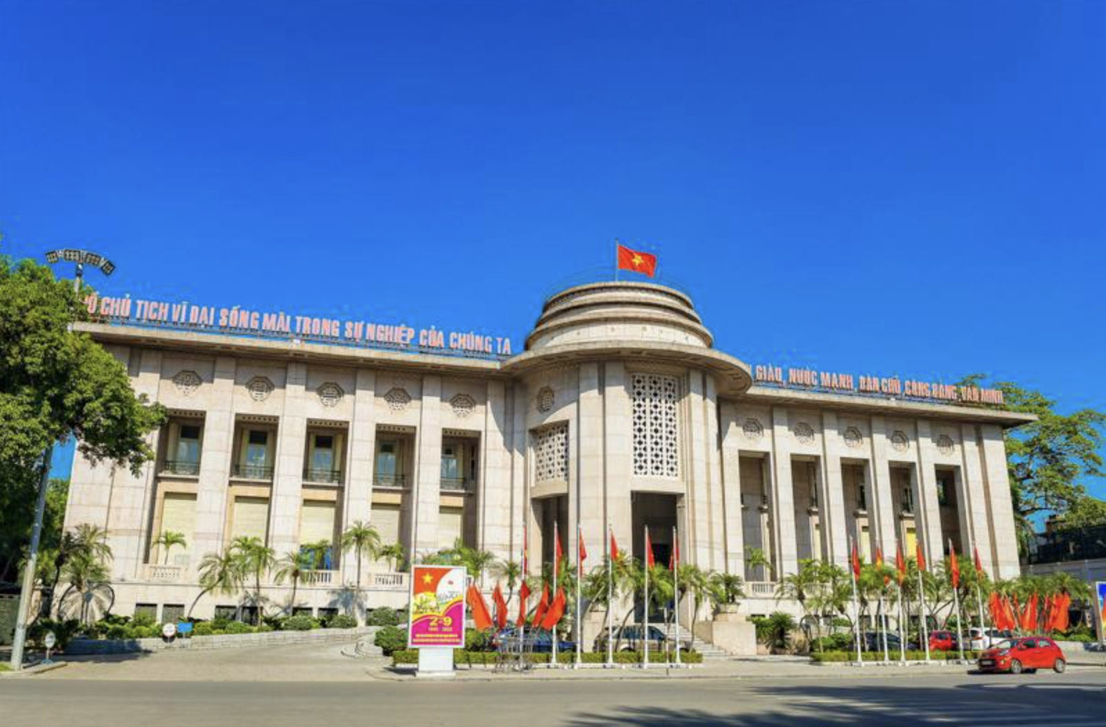 Các ngân hàng đồng loạt rà soát CNTT, siết chặt an ninh mạng- Ảnh 1.