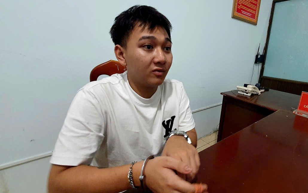 Qua bàn bên cạnh mời bia, người đàn ông bị đánh hội đồng giữa quán nhậu- Ảnh 2.