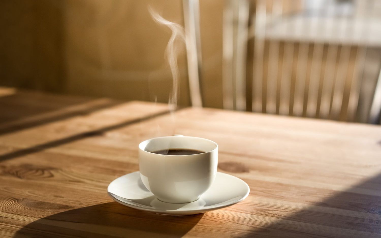 Những cách uống cà phê gây tăng cân- Ảnh 4. Chọn đúng giờ uống cà phê – Bí quyết tăng hiệu quả giảm cân