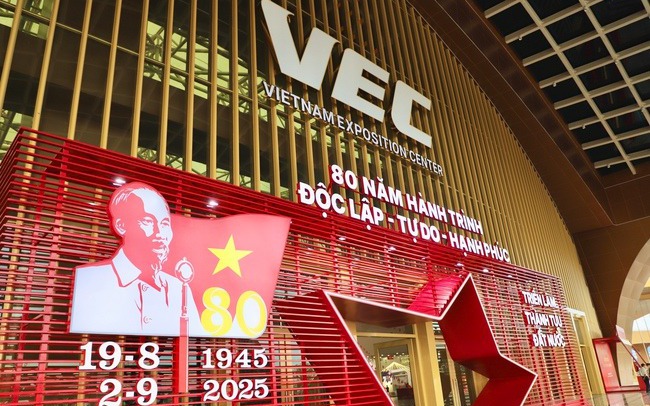 Triển lãm thành tựu đất nước đón 1,3 triệu lượt khách trong ngày 13/9