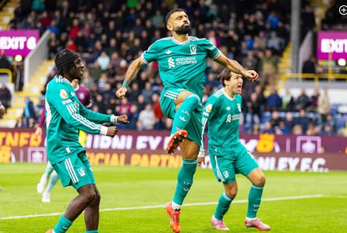 Bảng xếp hạng Ngoại hạng Anh sau vòng 4: Liverpool vững vàng ngôi đầu- Ảnh 1.