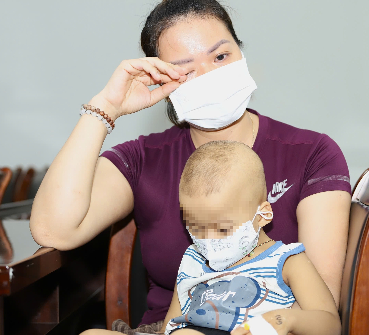 Nghìn ly sữa - nghìn hy vọng Báo Sức khỏe &Đời sống và Nutricare trao tặng bệnh nhi ung thư- Ảnh 8. Nghìn ly sữa - nghìn hy vọng Báo Sức khỏe &Đời sống và Nutricare trao tặng bệnh nhi ung thư- Ảnh 8.
