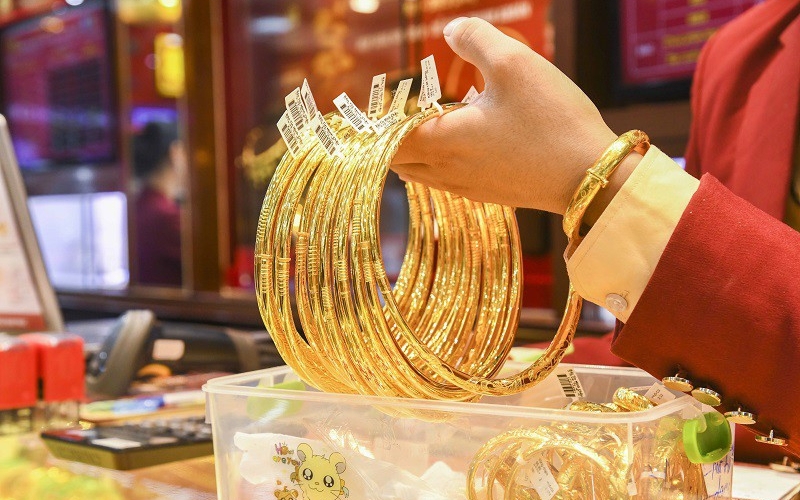 Giá vàng hôm nay ngày 15/9 diễn biến lạ