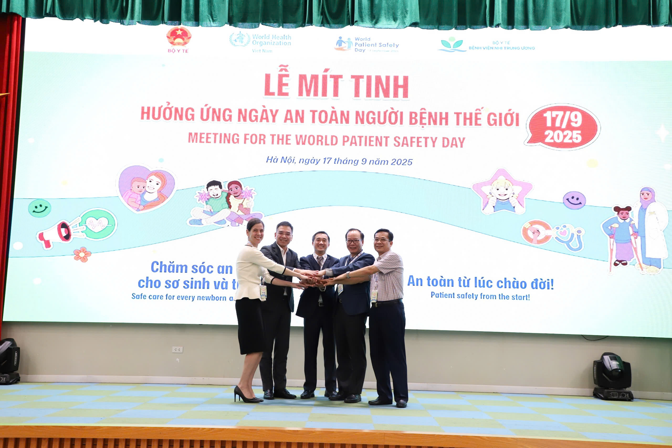 Thứ trưởng Bộ Y tế: An toàn người bệnh là trụ cột xuyên suốt trong quản trị chất lượng- Ảnh 4.