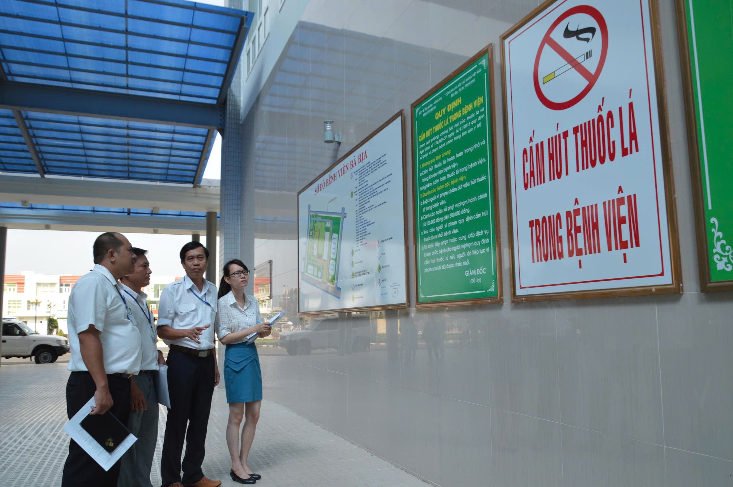 Cuộc thi Cơ sở y tế không khói thuốc lá lần thứ I: Từ việc thực thi quy định thành sự phấn đấu, sáng tạo- Ảnh 2.