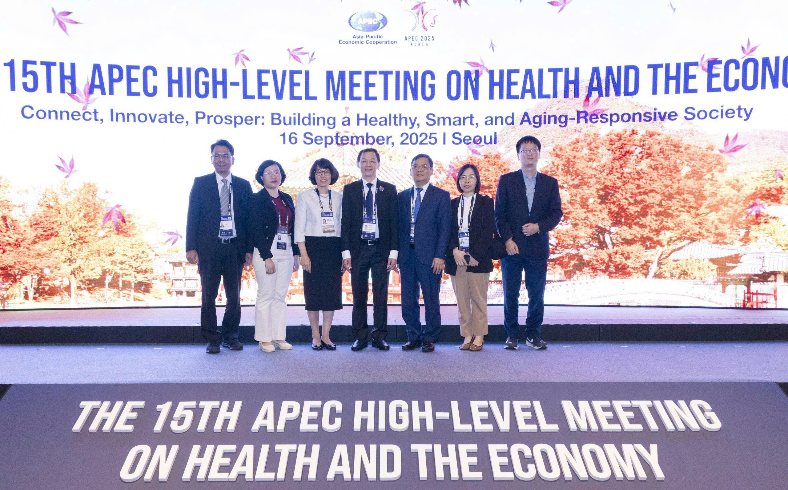 Thứ trưởng Nguyễn Tri Thức tham dự họp Cấp cao lần thứ 15 của APEC về Y tế và Kinh tế tại Hàn Quốc- Ảnh 2.