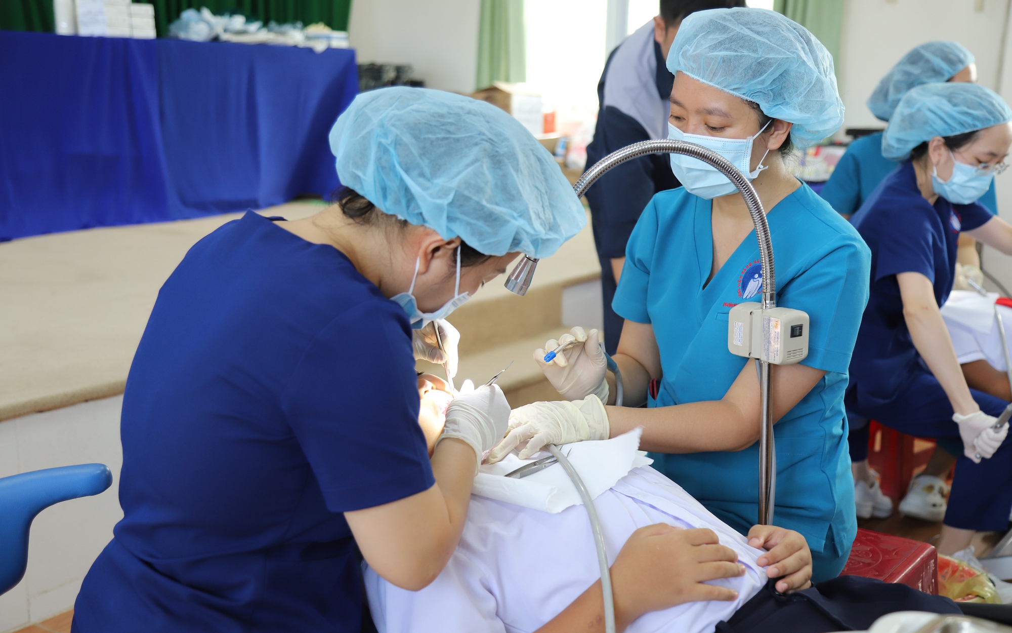 Bộ trưởng Đào Hồng Lan: Làm tốt công tác y tế tại đặc khu Côn Đảo là thể hiện đền ơn đáp nghĩa, tri ân thiết thực- Ảnh 13.
