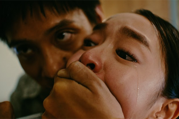 Nhà báo Diễm Quỳnh: Xem 'Tử chiến trên không', tôi vượt qua nỗi sợ bản năng- Ảnh 1.