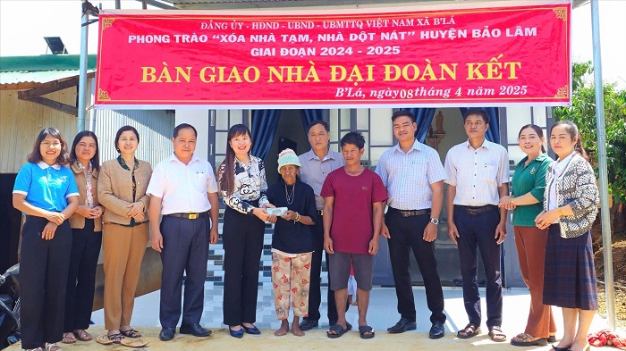 Lâm Đồng hoàn thành 100% kế hoạch xóa nhà tạm, nhà dột nát- Ảnh 1.