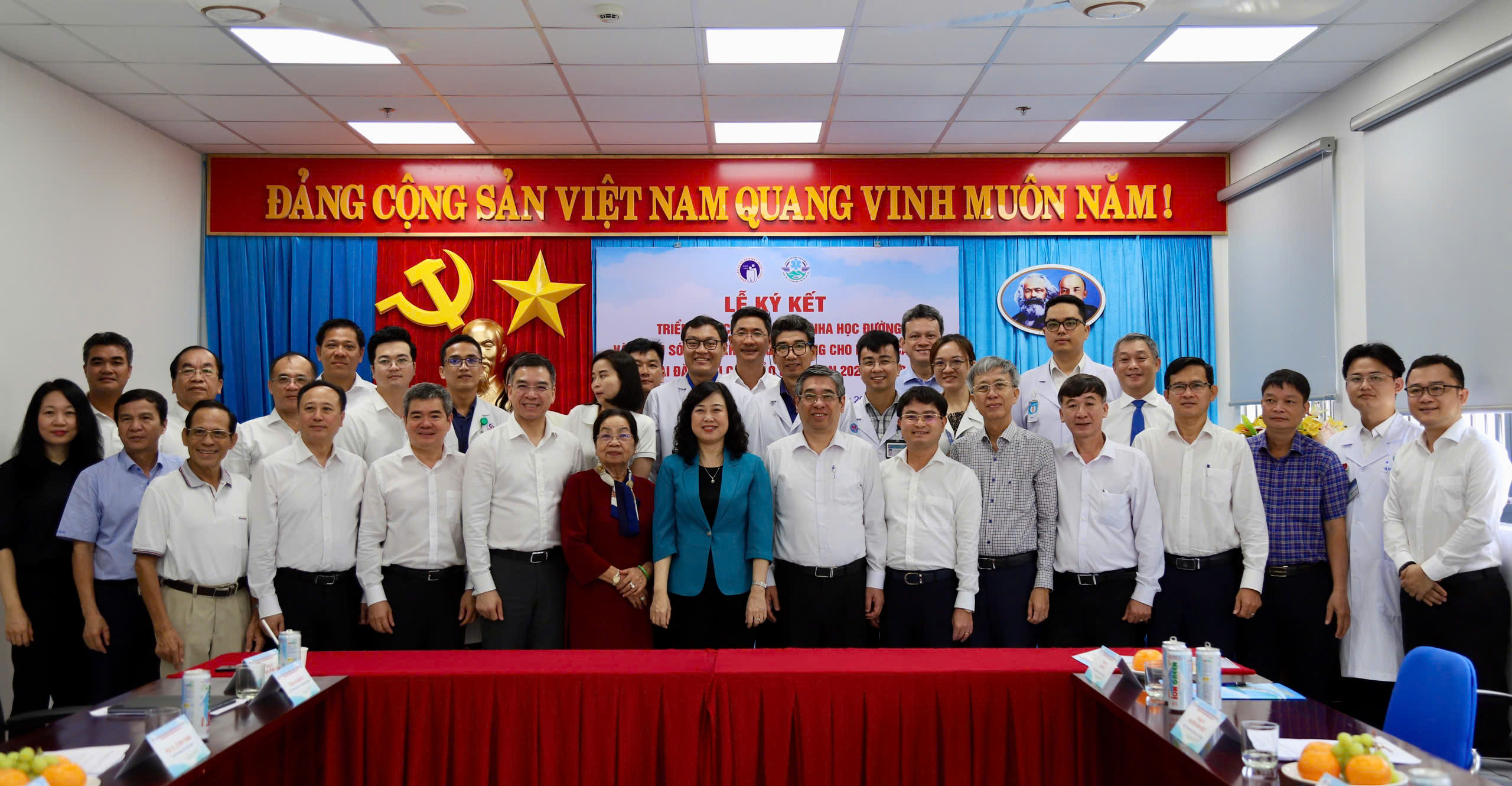 Bộ trưởng Đào Hồng Lan: Làm tốt công tác y tế tại đặc khu Côn Đảo là thể hiện đền ơn đáp nghĩa, tri ân thiết thực- Ảnh 12.