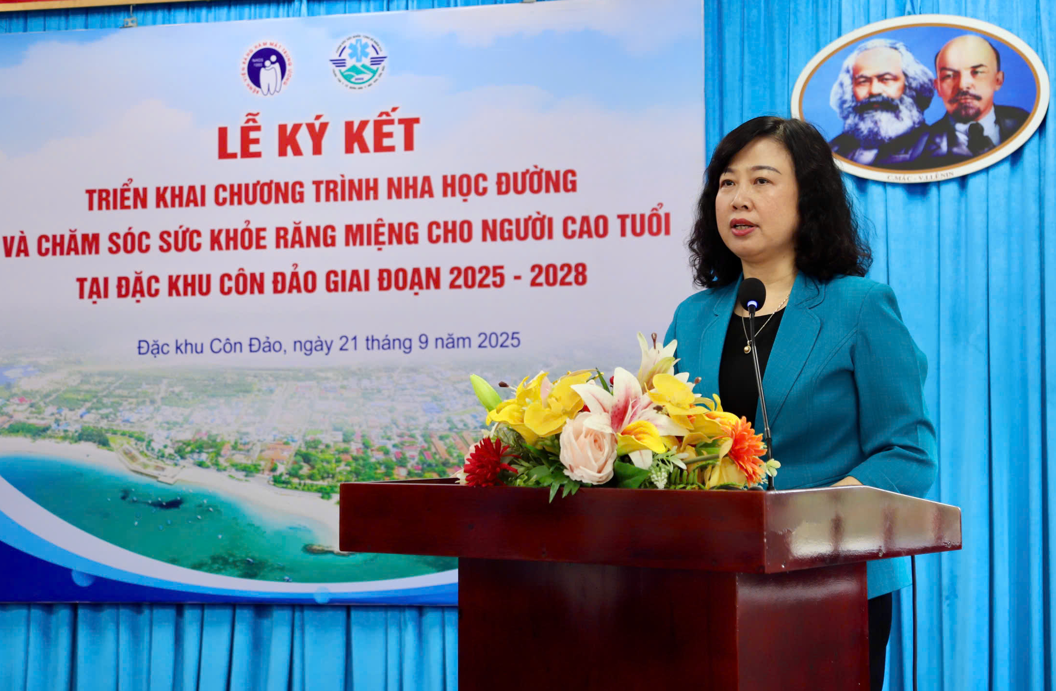 Bộ trưởng Đào Hồng Lan: Làm tốt công tác y tế tại đặc khu Côn Đảo là thể hiện đền ơn đáp nghĩa, tri ân thiết thực- Ảnh 1.