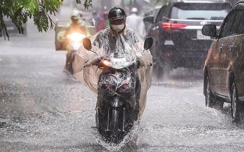 Hết mưa nhưng lũ trên các sông vẫn ở mức báo động, ngập lụt nhiều nơi còn kéo dài- Ảnh 3.