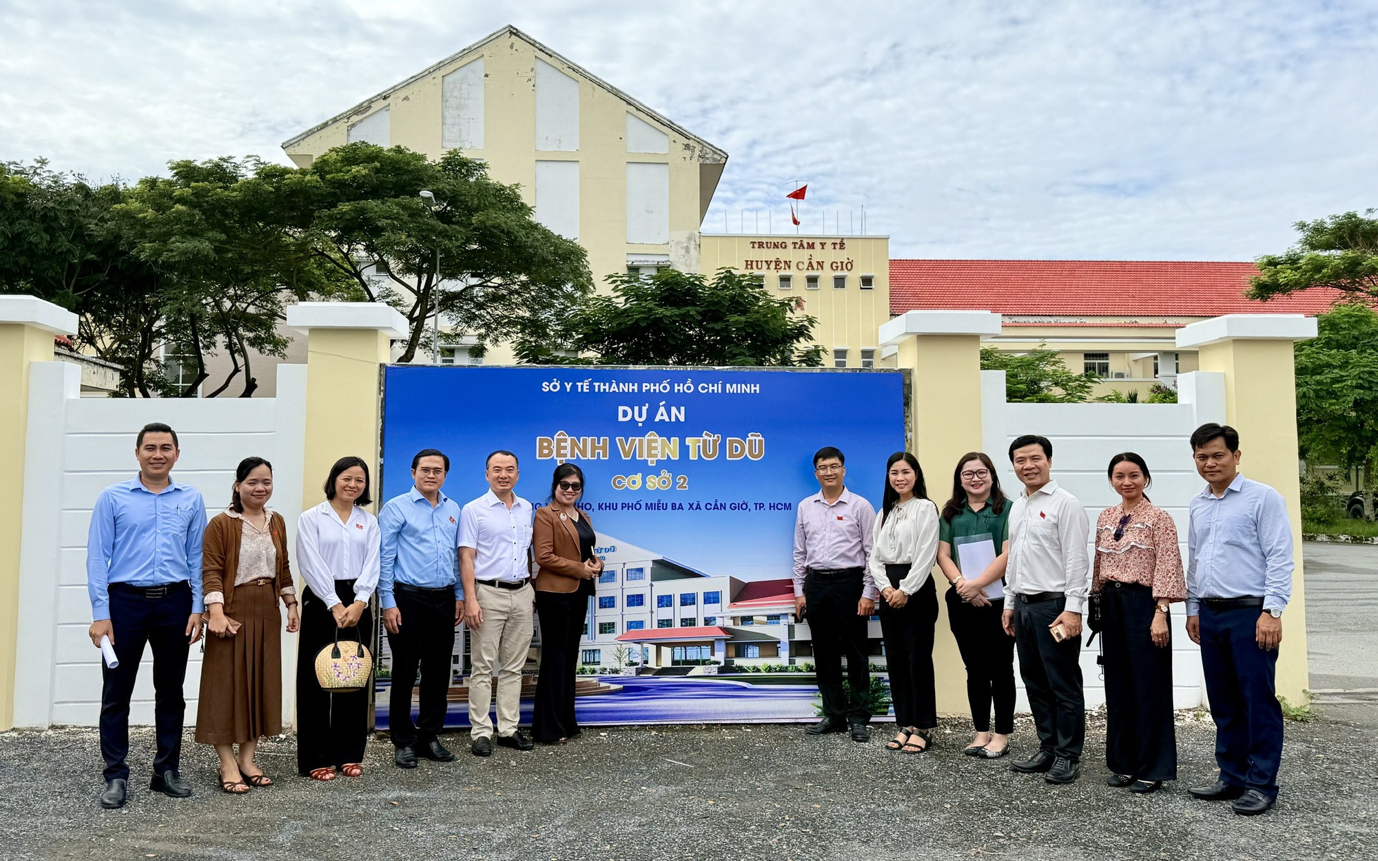 TPHCM phấn đấu trở thành trung tâm chăm sóc sức khỏe hàng đầu khu vực- Ảnh 2.