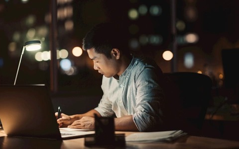 Điều kiện để người lao động được nghỉ hưu sớm