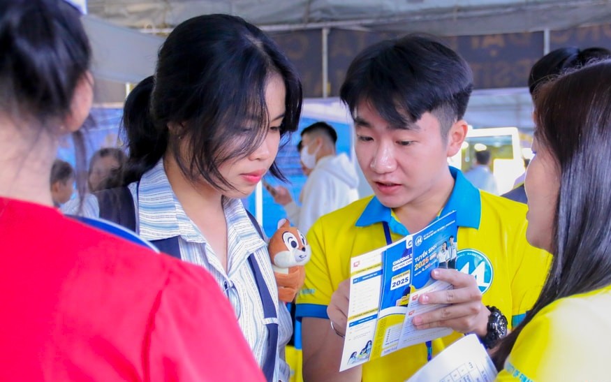 Giới hạn nguyện vọng xét tuyển đại học từ năm 2026, người trong cuộc nói gì?- Ảnh 2.