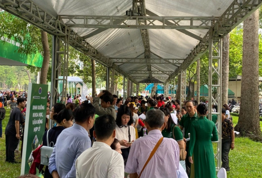 Hé lộ 10 chuyên gia dinh dưỡng uy tín tại ‘Ngày Dinh dưỡng Cộng đồng Việt Nam’ Lần 5- Ảnh 4.