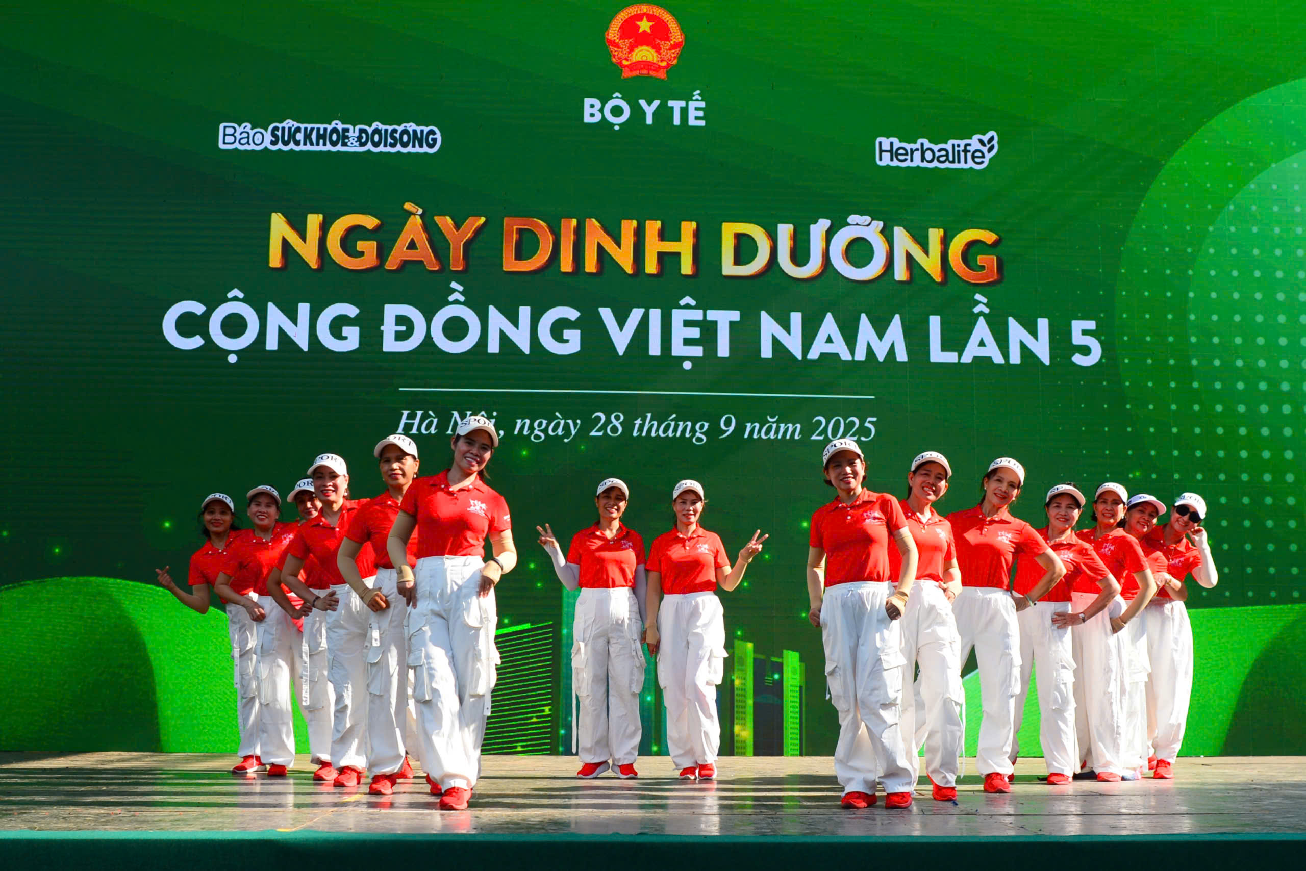 Không khí sôi động buổi tổng duyệt 'Ngày Dinh dưỡng cộng đồng Việt Nam' lần thứ 5- Ảnh 1.