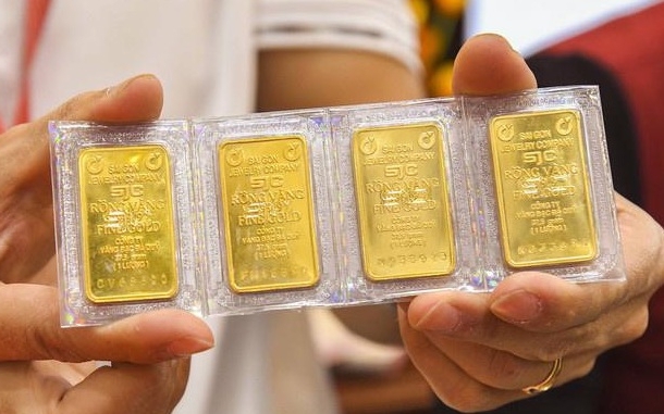 Giá vàng hôm nay ngày 27/9 tăng mạnh trở lại