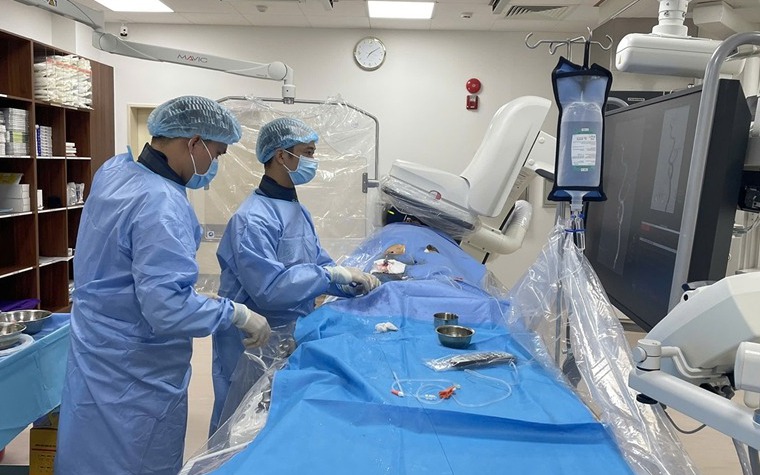 Can thiệp mạch thần kinh cứu chữa nhiều ca bệnh khó