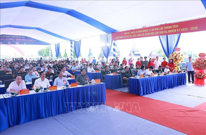 Thủ tướng Phạm Minh Chính dự lễ khánh thành cầu Phong Châu mới- Ảnh 5.