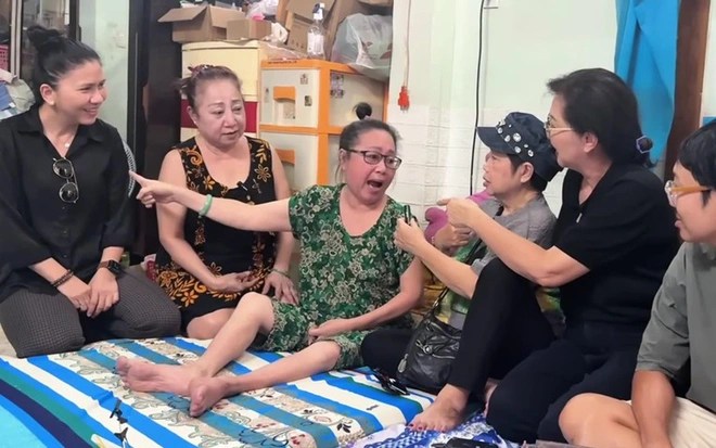Nghệ sĩ cải lương Thái Thanh Hằng tai biến, liệt giường 13 năm, xế chiều chật vật trong ngôi nhà 20m2- Ảnh 1.