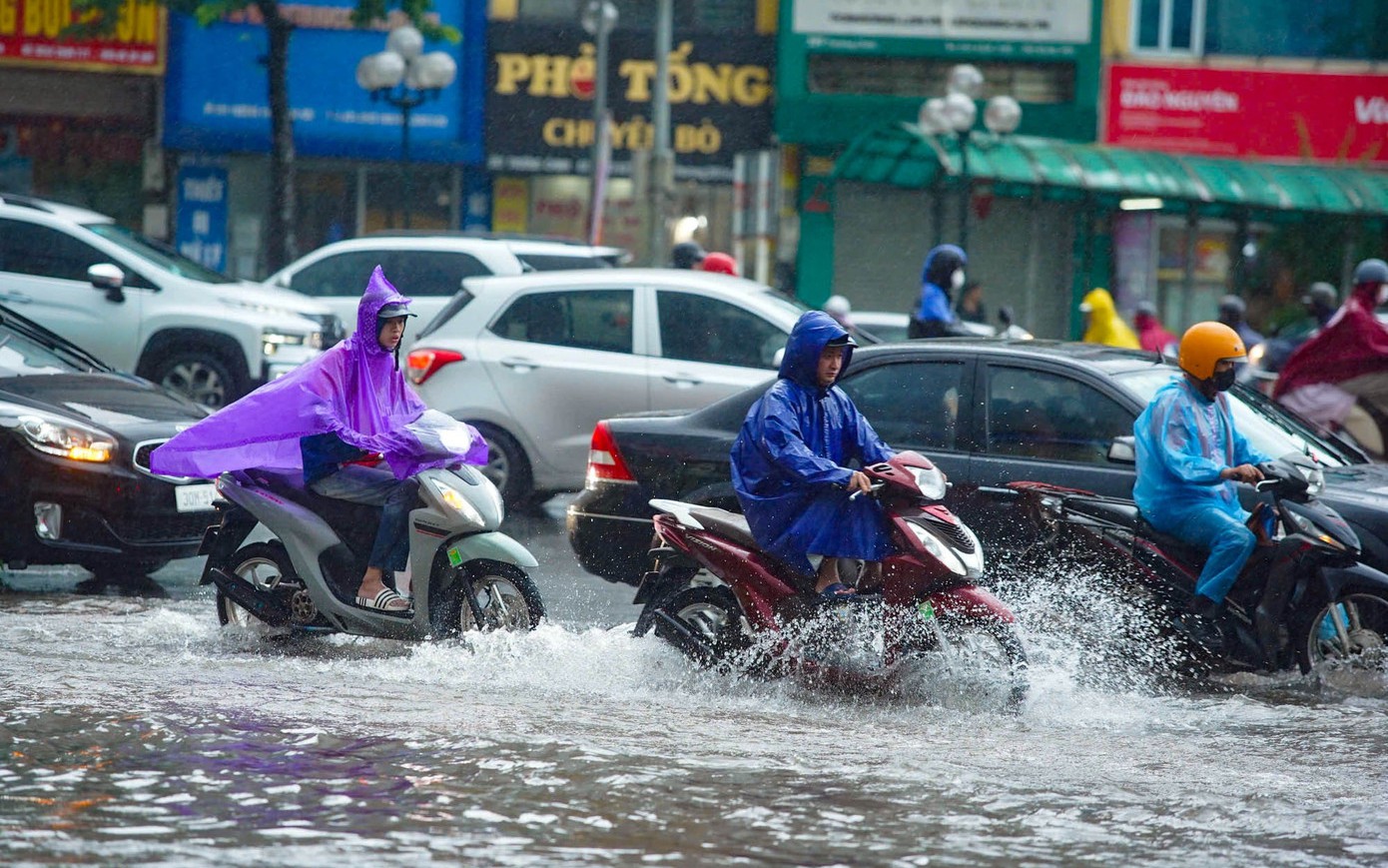 Cảnh báo đặc biệt lũ trên sông Thao, đề phòng kịch bản ngập lụt giống bão Yagi- Ảnh 1.