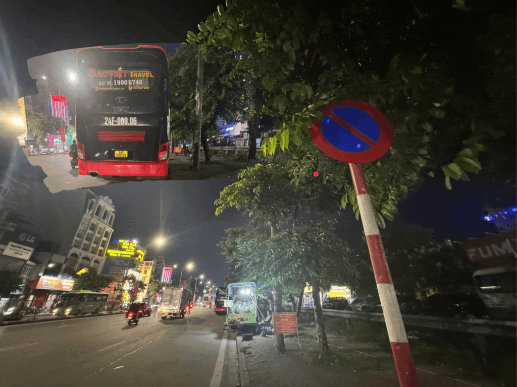 Hàng loạt phương tiện của 1 nhà xe ngang nhiên đỗ hàng giờ sau biển cấm trên đường Giải Phóng- Ảnh 2.
