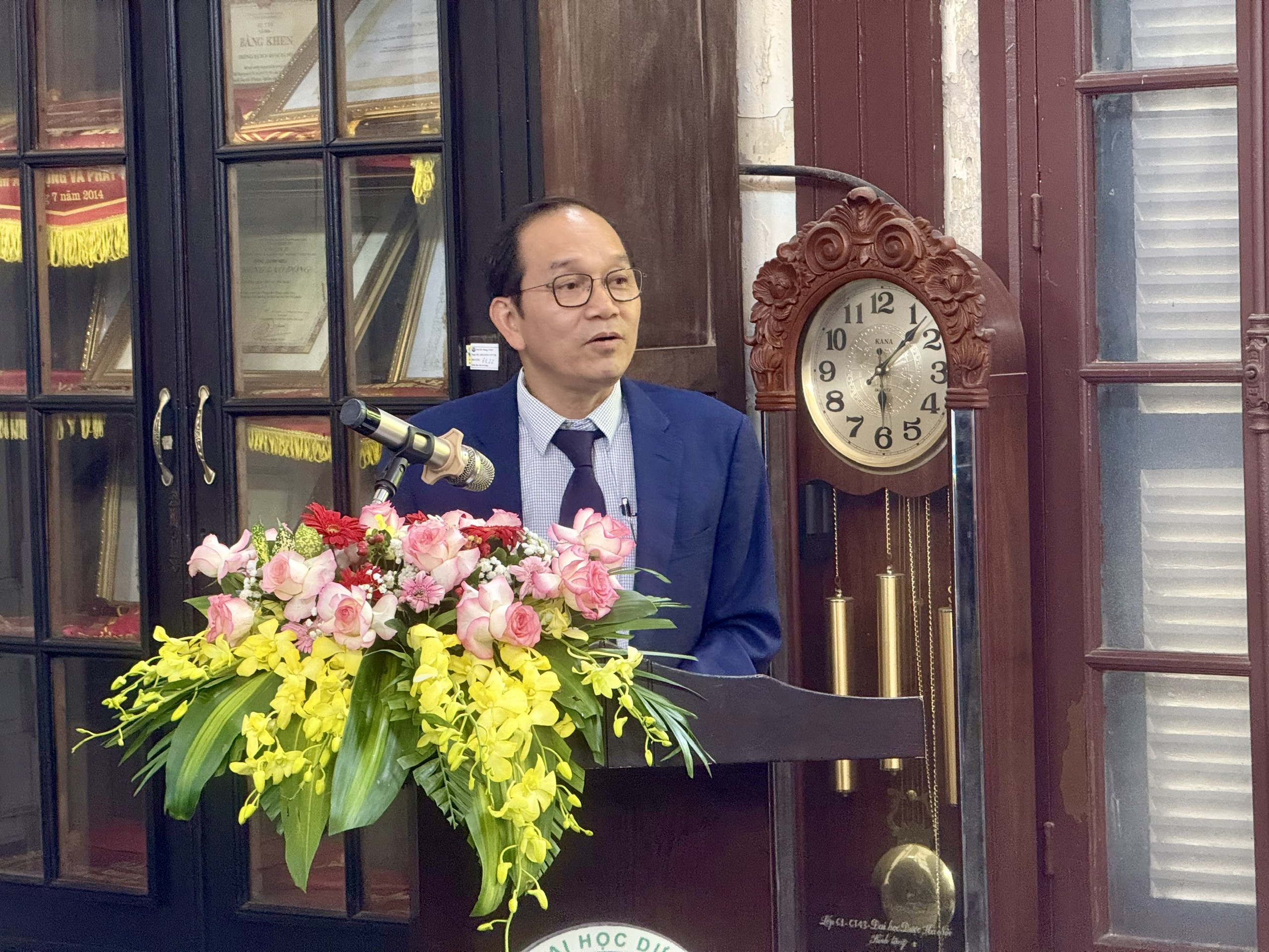 Trao quyết định công nhận Hội đồng trường và Chủ tịch Hội đồng trường Đại học Dược Hà Nội- Ảnh 4. Trao quyết định công nhận Hội đồng trường và Chủ tịch Hội đồng trường Đại học Dược Hà Nội- Ảnh 4.