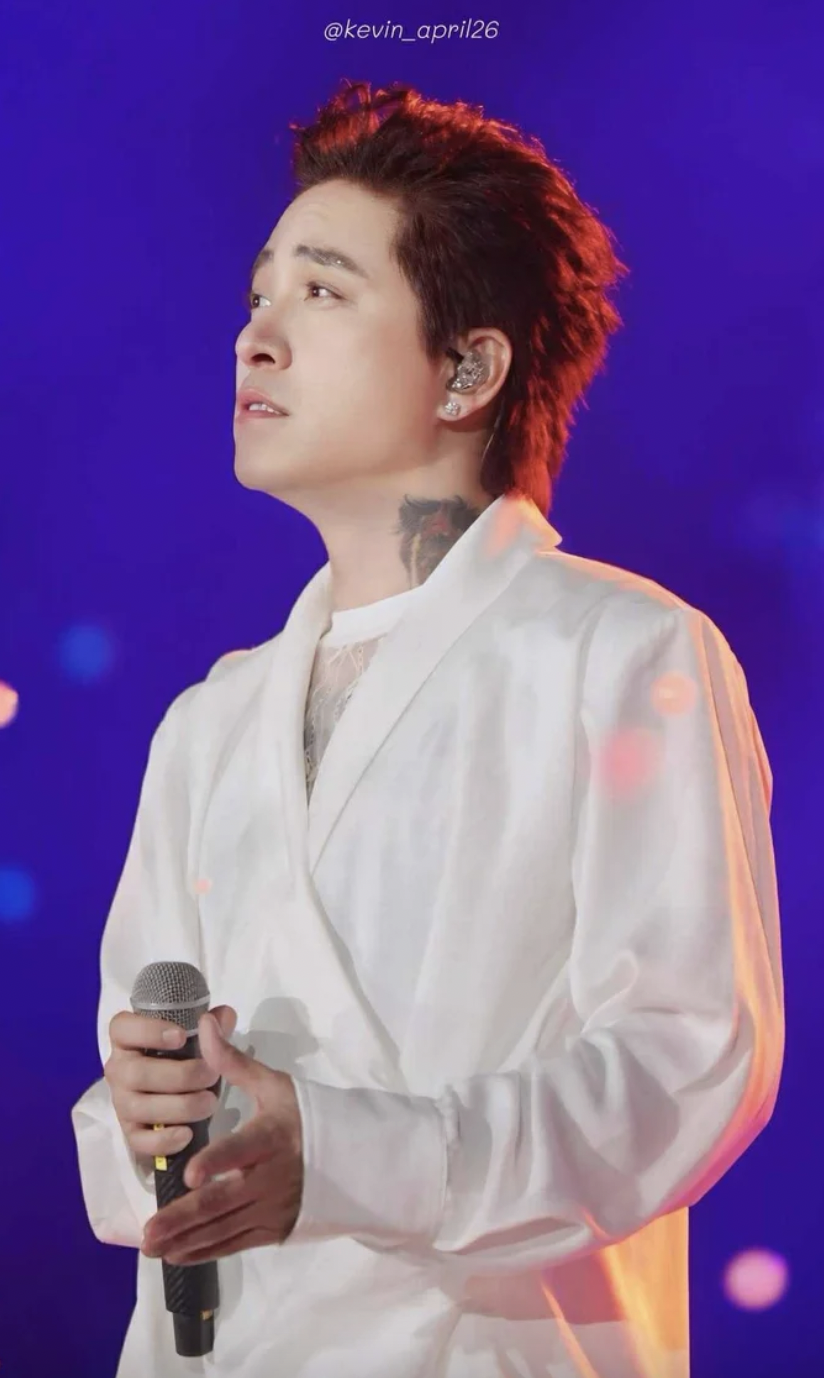 Hòa Minzy, Tuấn Hưng, Đan Trường có động thái gây chú ý khi bão số 10 đổ bộ miền Trung- Ảnh 2. Hòa Minzy, Tuấn Hưng, Đan Trường có động thái gây chú ý khi bão số 10 đổ bộ miền Trung- Ảnh 2.