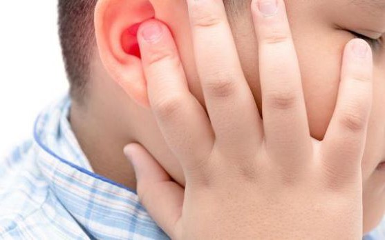 Người phụ nữ nghe kém suốt 2 năm, nguy cơ điếc nặng, bác sĩ phát hiện bị xốp xơ tai- Ảnh 2. Viêm tai có gây điếc không?
