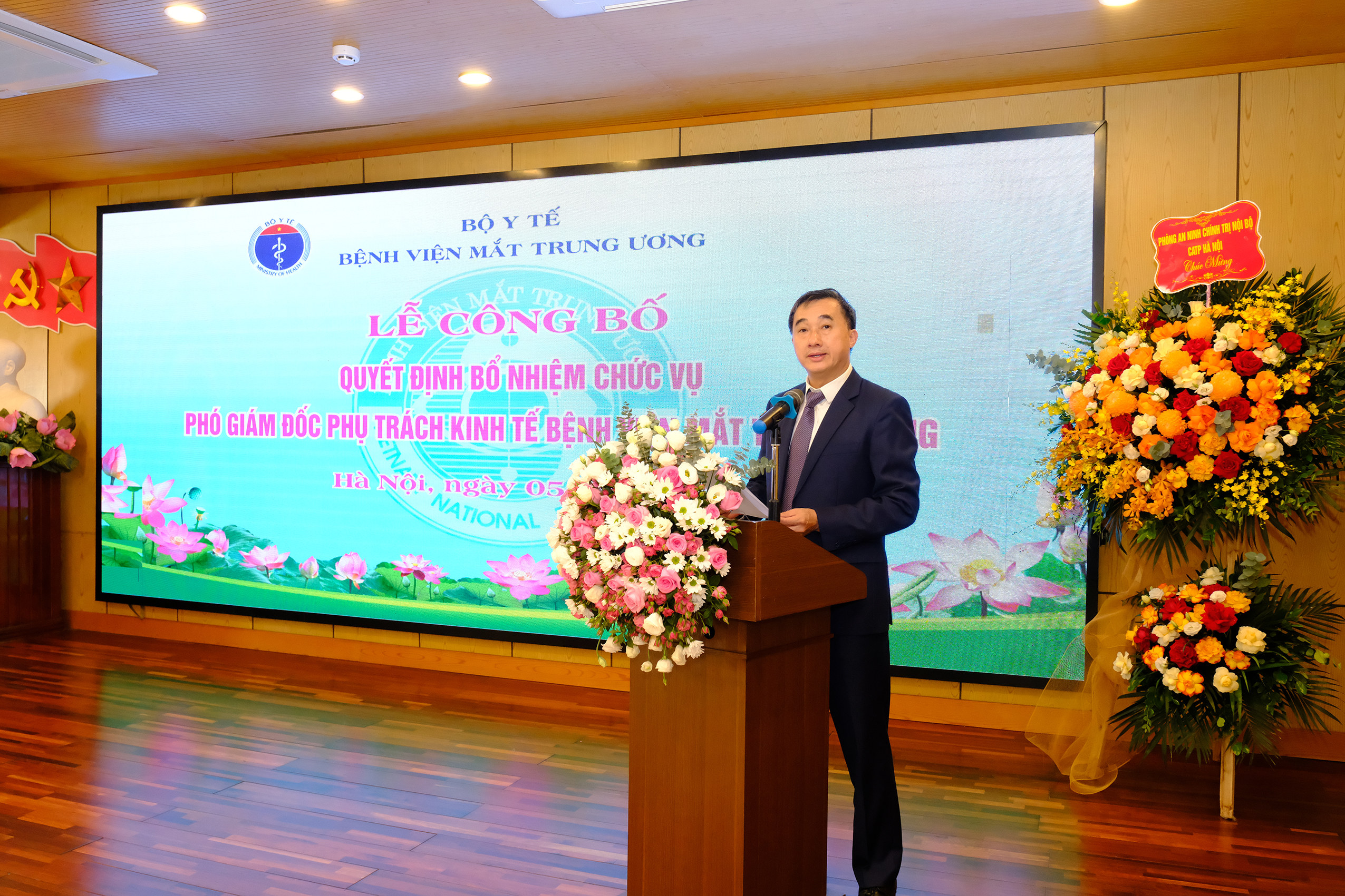 Bộ Y tế bổ nhiệm Phó Giám đốc phụ trách kinh tế Bệnh viện Mắt Trung ương- Ảnh 2.