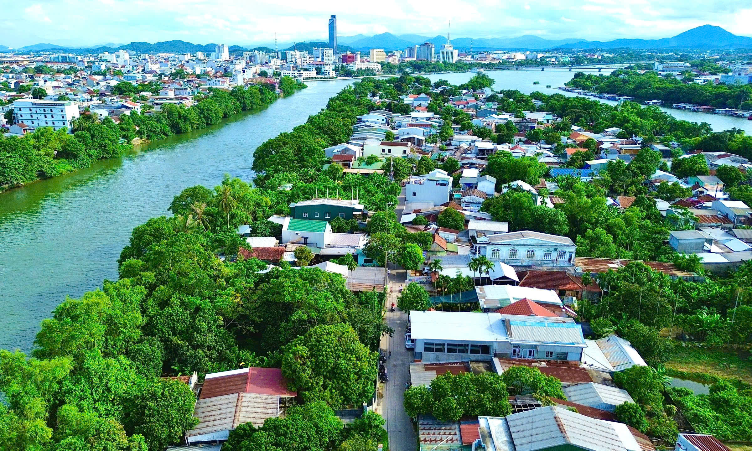 Cận cảnh 'ốc đảo' trên sông Hương sắp được chỉnh trang gần 1.000 tỷ đồng- Ảnh 2. Cận cảnh 'ốc đảo' trên sông Hương sắp được chỉnh trang gần 1.000 tỷ đồng- Ảnh 2.