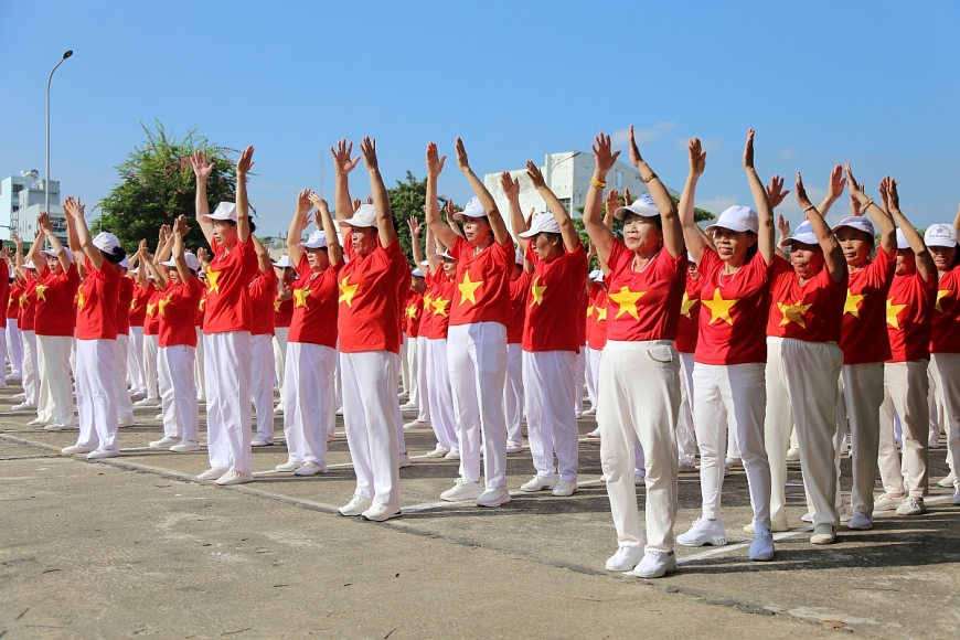 Việt Nam bước vào già hoá dân số, chăm sóc sức khoẻ người cao tuổi là yêu cầu cấp thiết- Ảnh 4. Việt Nam bước vào già hoá dân số, chăm sóc sức khoẻ người cao tuổi là yêu cầu cấp thiết- Ảnh 4.