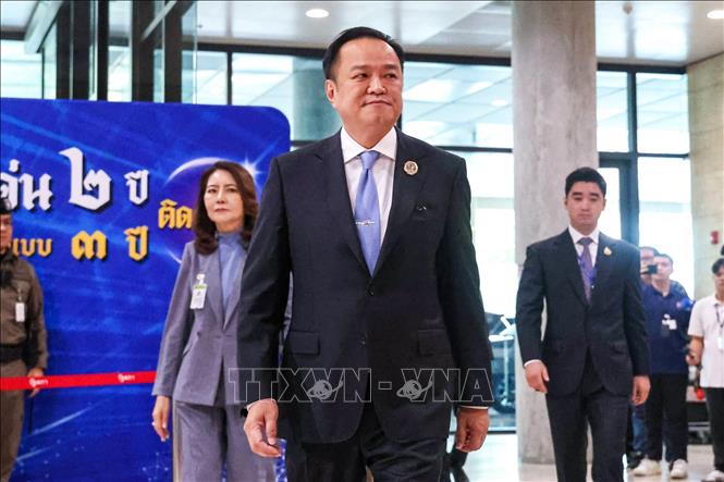 Thủ tướng đắc cử Thái Lan chính thức nhậm chức- Ảnh 1. Thủ tướng đắc cử Thái Lan chính thức nhậm chức- Ảnh 1.