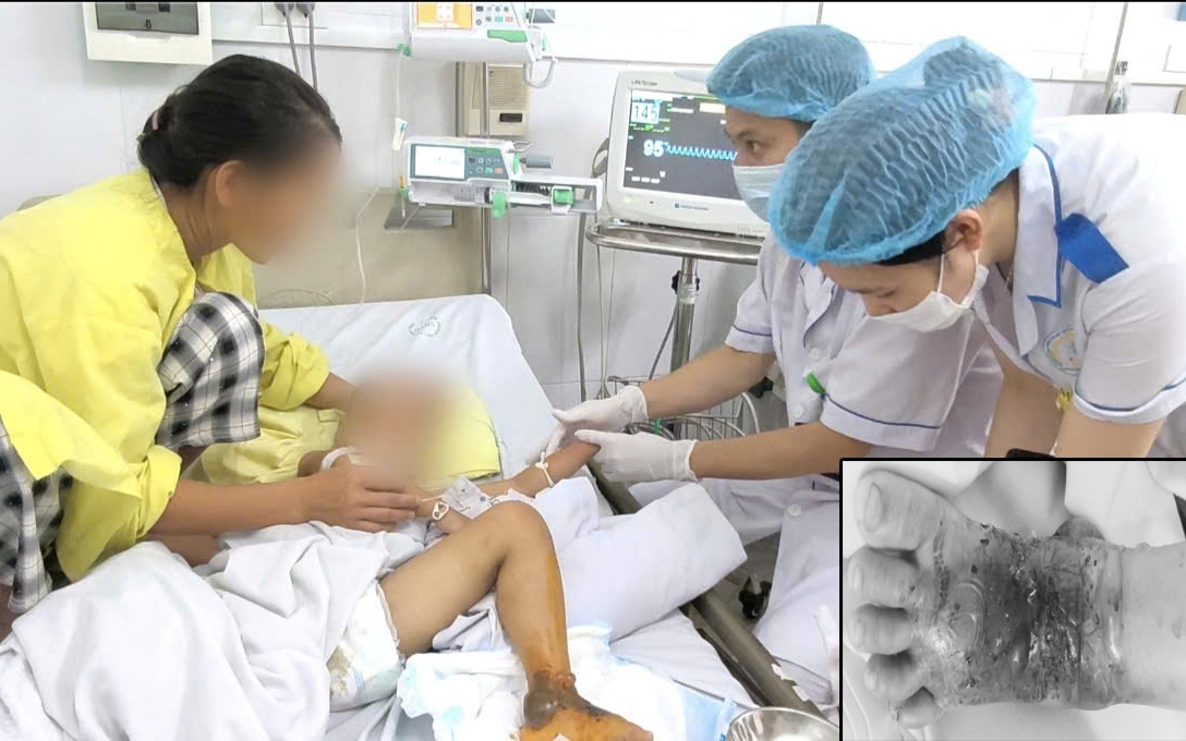 Ngủ ở công trường, người đàn ông bất ngờ bị rết chui vào tai- Ảnh 1.