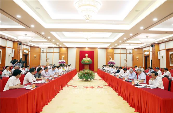 Tổng Bí thư chủ trì cuộc làm việc của Bộ Chính trị với Ban Thường vụ Đảng ủy các cơ quan Đảng Trung ương- Ảnh 3. Tổng Bí thư chủ trì cuộc làm việc của Bộ Chính trị với Ban Thường vụ Đảng ủy các cơ quan Đảng Trung ương- Ảnh 3.