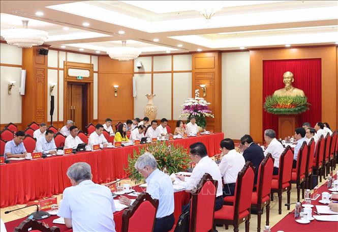 Tổng Bí thư chủ trì cuộc làm việc của Bộ Chính trị với Ban Thường vụ Đảng ủy các cơ quan Đảng Trung ương- Ảnh 2. Tổng Bí thư chủ trì cuộc làm việc của Bộ Chính trị với Ban Thường vụ Đảng ủy các cơ quan Đảng Trung ương- Ảnh 2.
