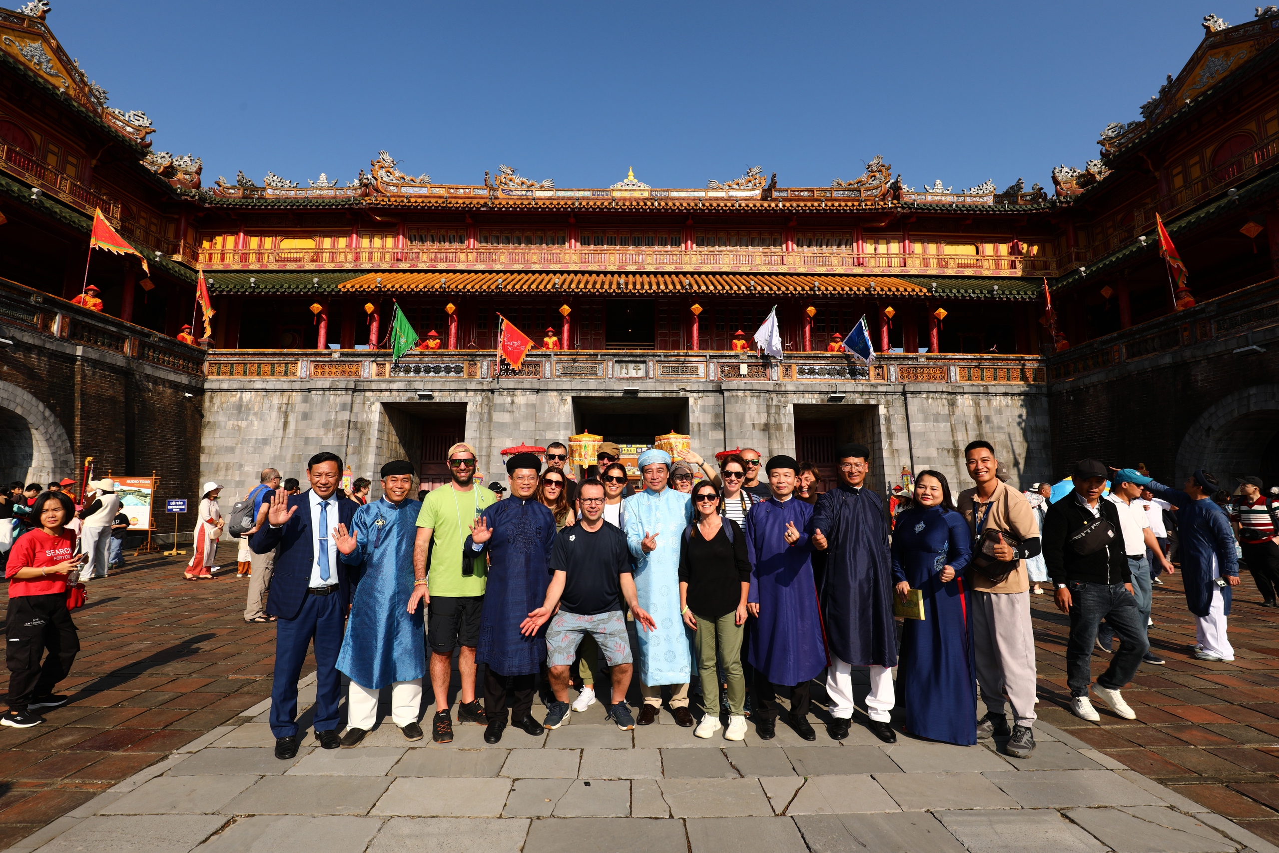 Du khách hào hứng tham quan di tích Huế, xem tái hiện lễ Ban sóc đầu năm mới- Ảnh 11. Du khách hào hứng tham quan di tích Huế, xem tái hiện lễ Ban sóc đầu năm mới- Ảnh 11.