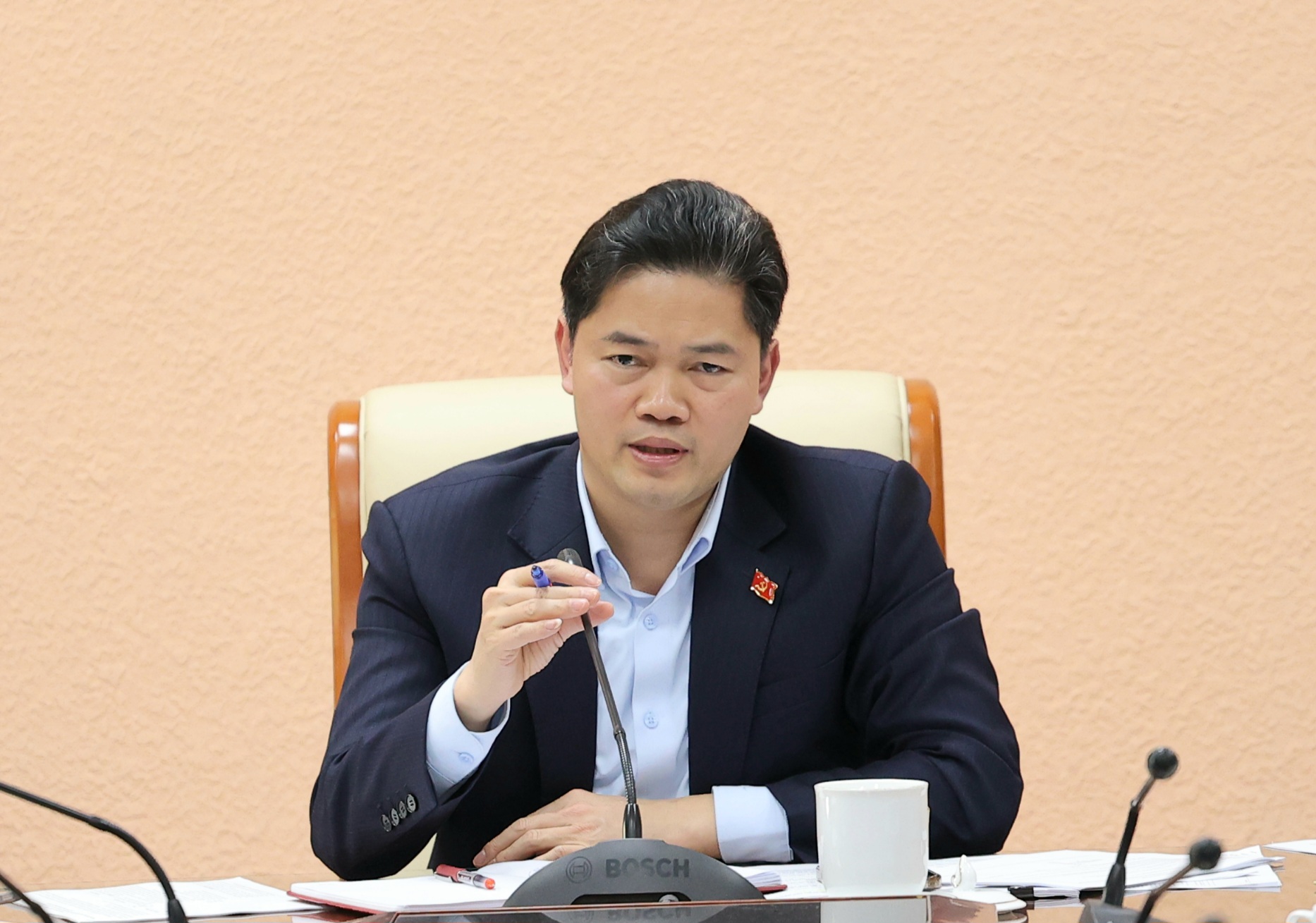 Đề xuất thêm nhiều thuốc mới vào danh mục BHYT chi trả- Ảnh 1.