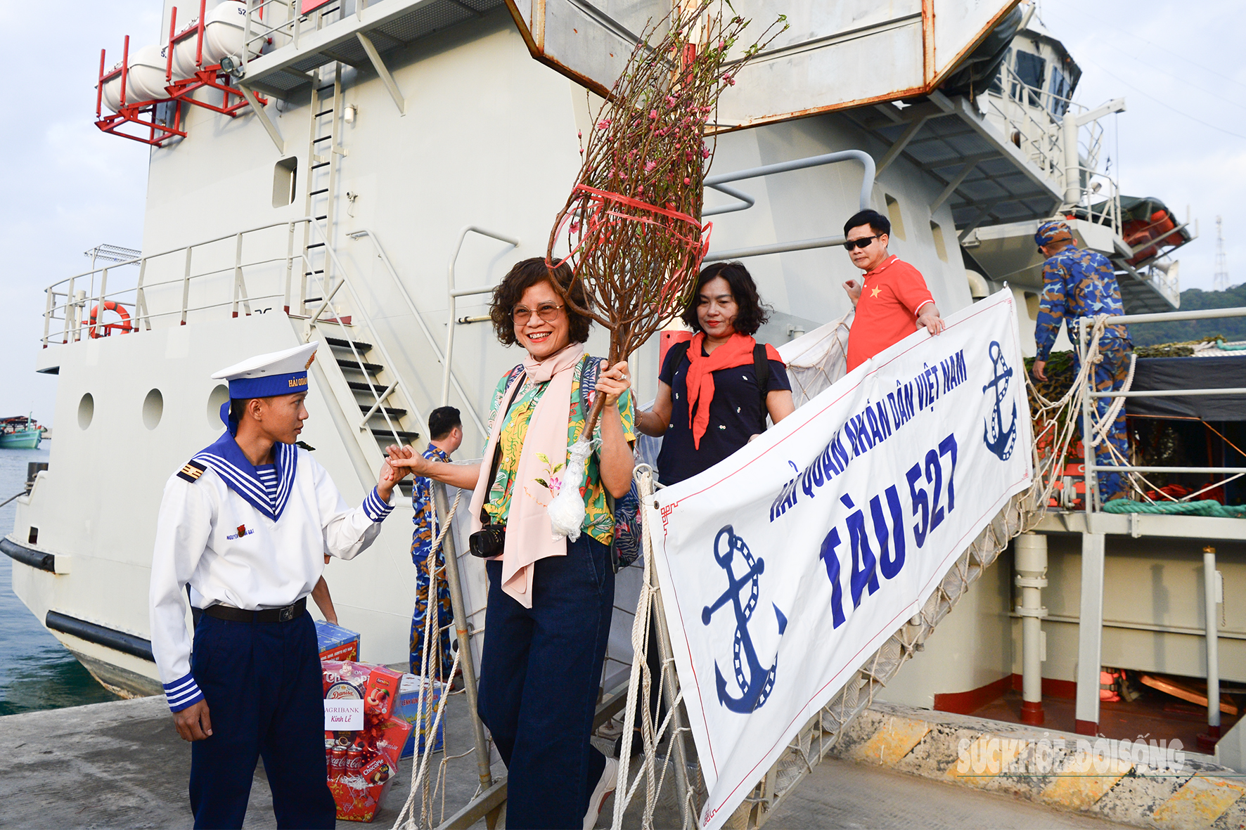 Mùa xuân đến với đảo tiền tiêu Thổ Chu- Ảnh 2.