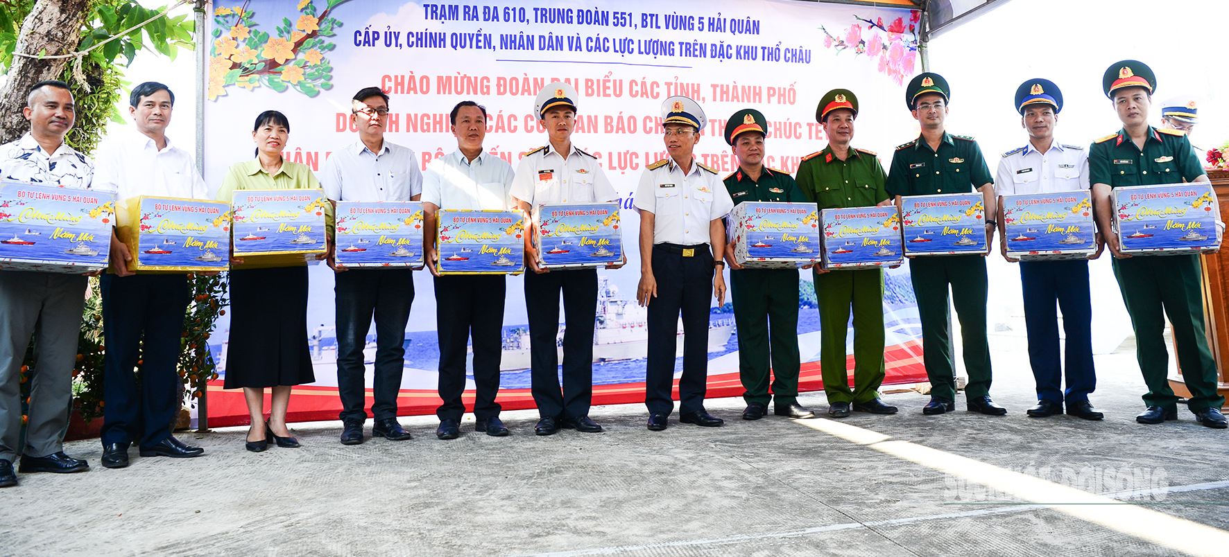 Mùa xuân đến với đảo tiền tiêu Thổ Chu- Ảnh 10.