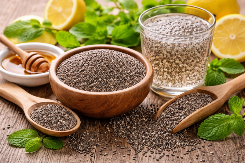 Hạt chia có tác dụng gì với sức khỏe mà sao lại được ưa chuộng đến vậy?- Ảnh 1.